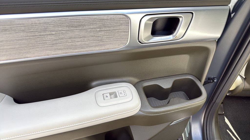 Used 2025 Ecotronic Gray Ma Hyundai Calligraphy image 16