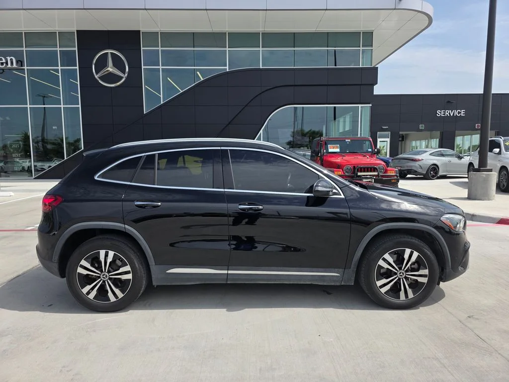 Certified Used 2024 Black Mercedes-Benz GLA 250 image 8