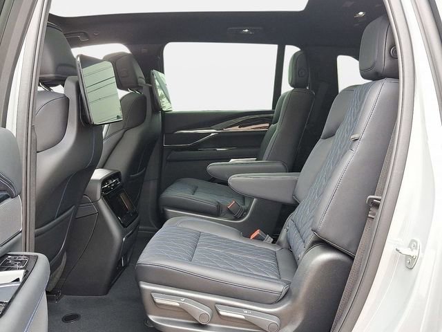 2026 Cadillac Escalade IQ Sport - Photo 11