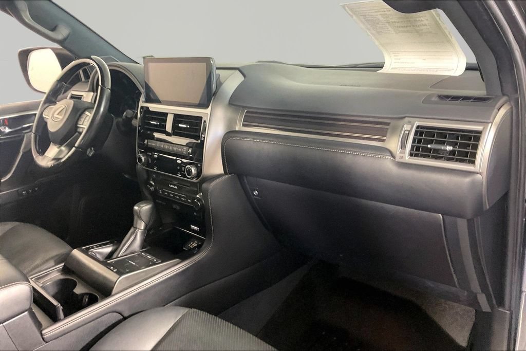 Used 2022 Gray Lexus Luxury image 25