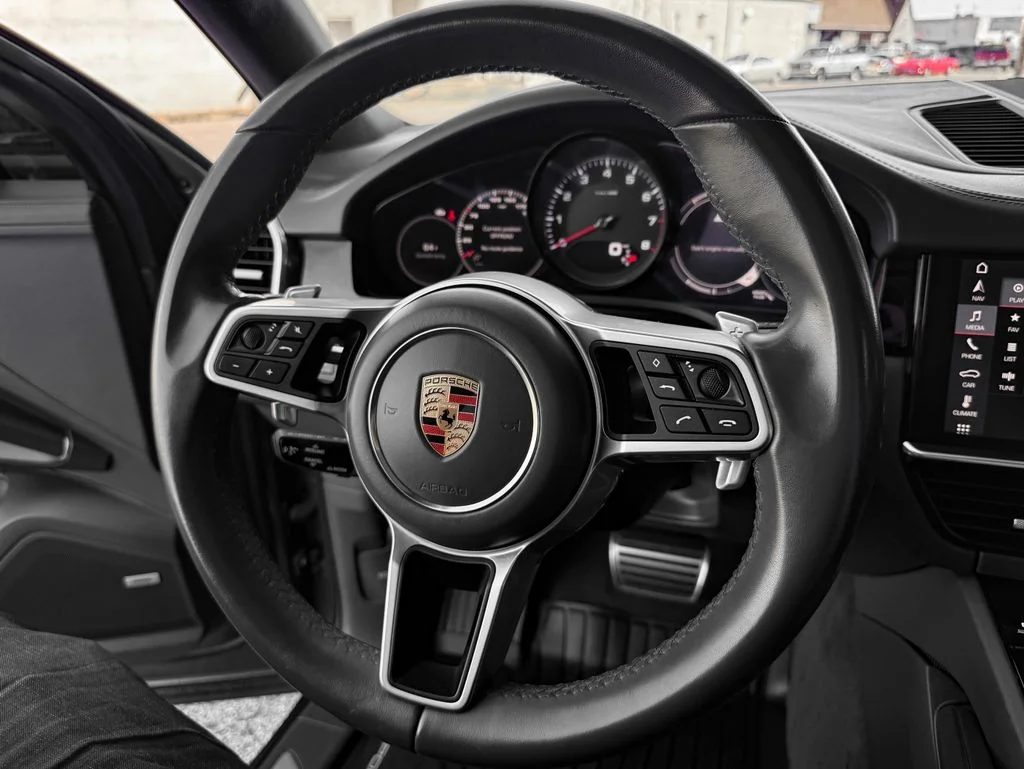 Used 2019 Blue Porsche S image 11