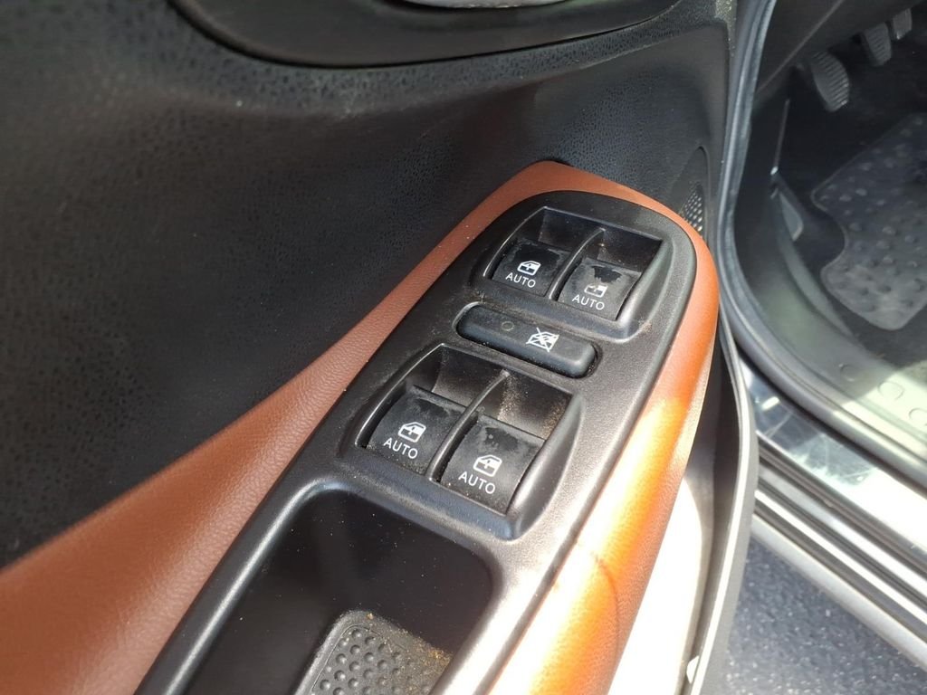 Used 2014 Nero Noctis Black FIAT Trekking image 11