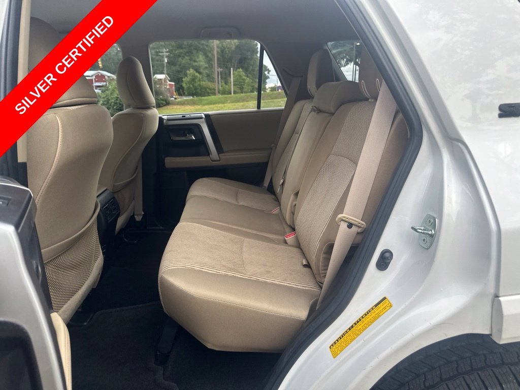 Used 2017 Super White Toyota SR5 image 10