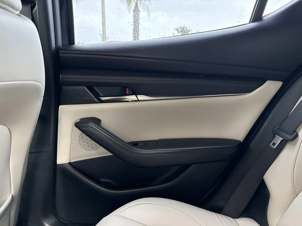 Used 2019 Blue Mazda Base image 19