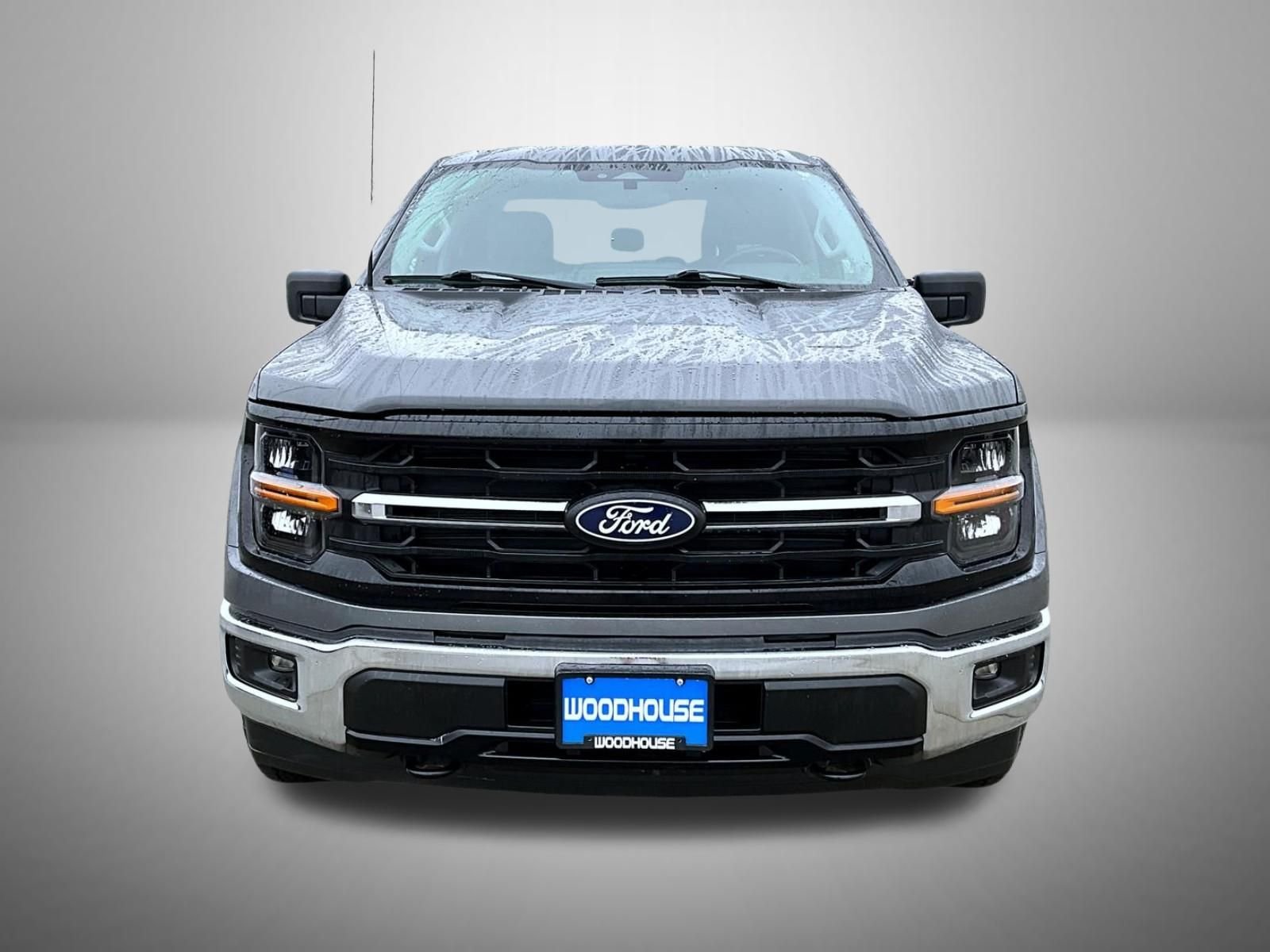 Used 2025 Gray Ford XLT image 2