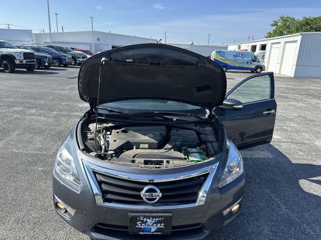Used 2013 Gray Nissan 2.5 SV image 20