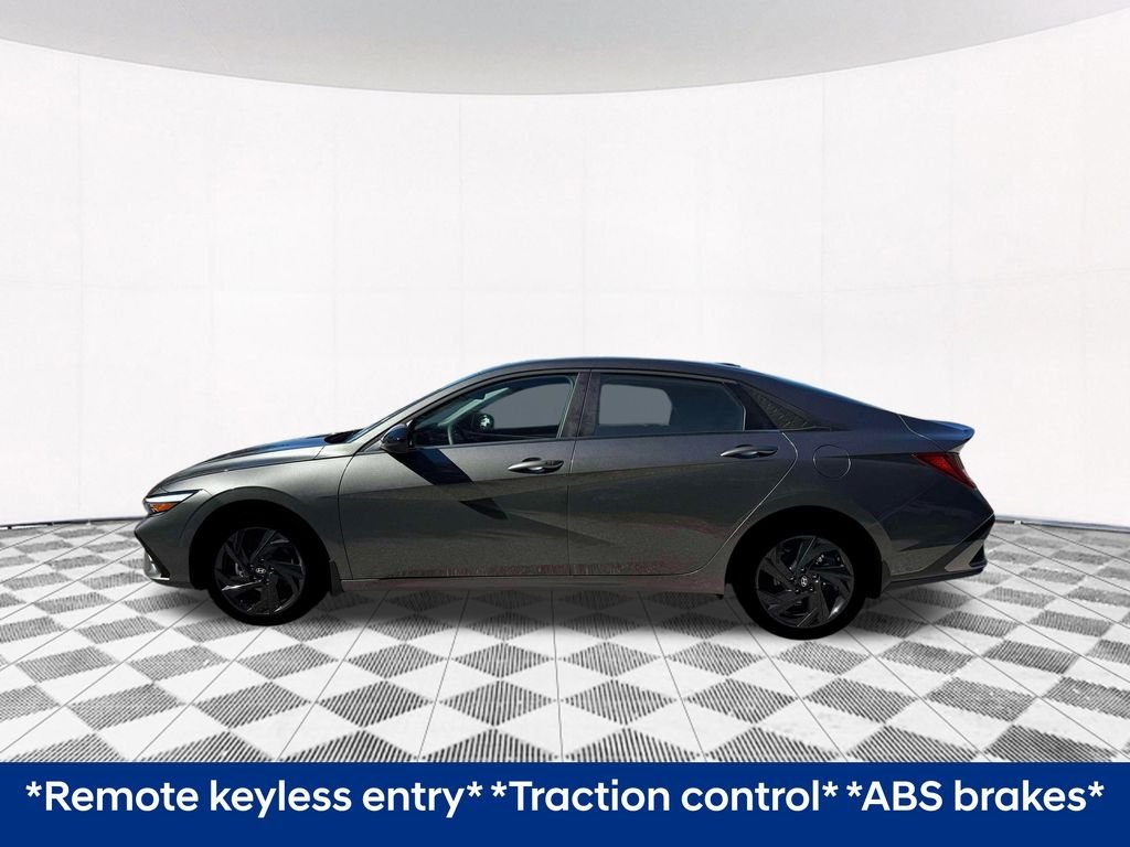 New 2026 Gray Hyundai SEL Sport image 5