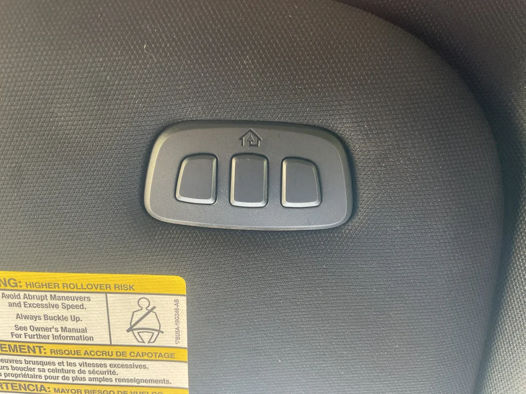 Used 2023 Star White Ford Lariat 4X4 Hybrid image 35