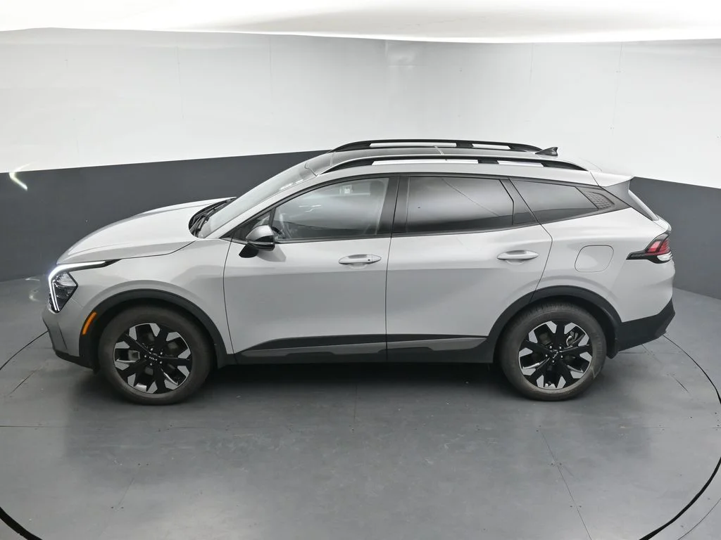 Used 2023 Gray Kia X-Line image 27