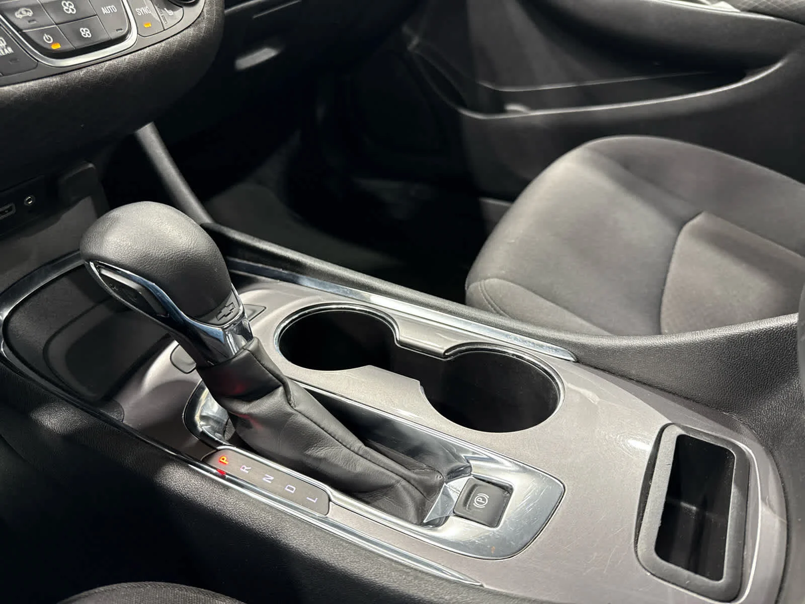 Used 2023 Dark Ash Metallic Chevrolet LT image 27