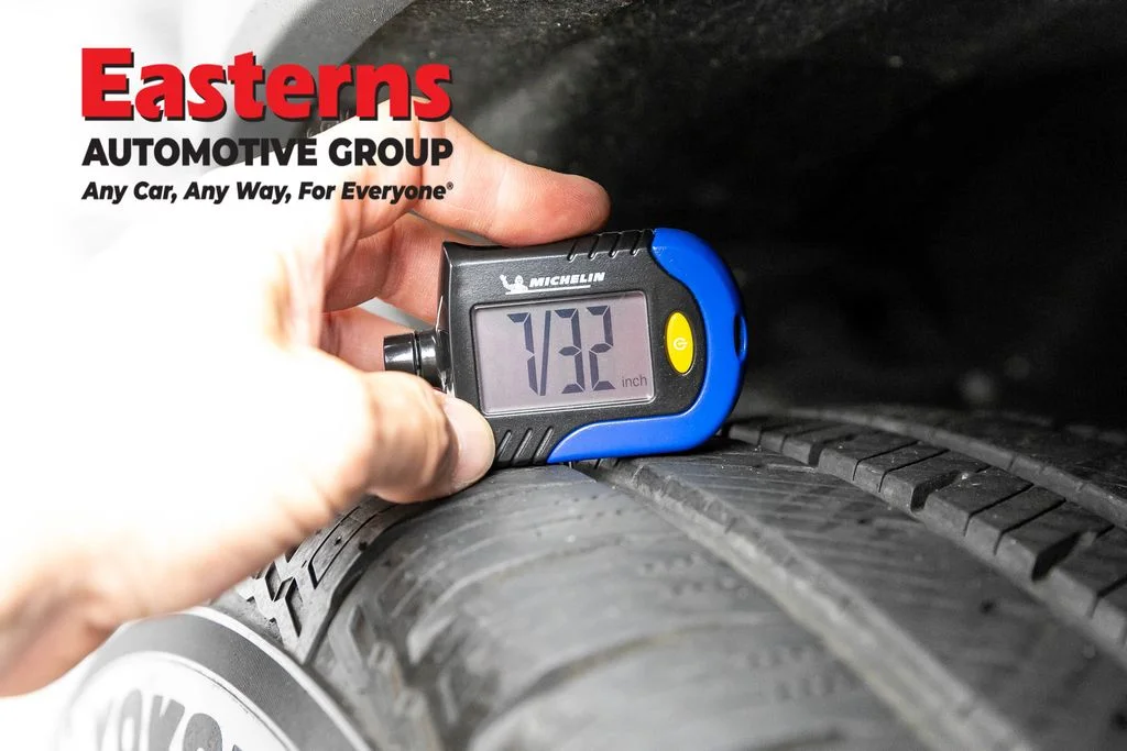 Used 2023 White Jeep 4xe image 29