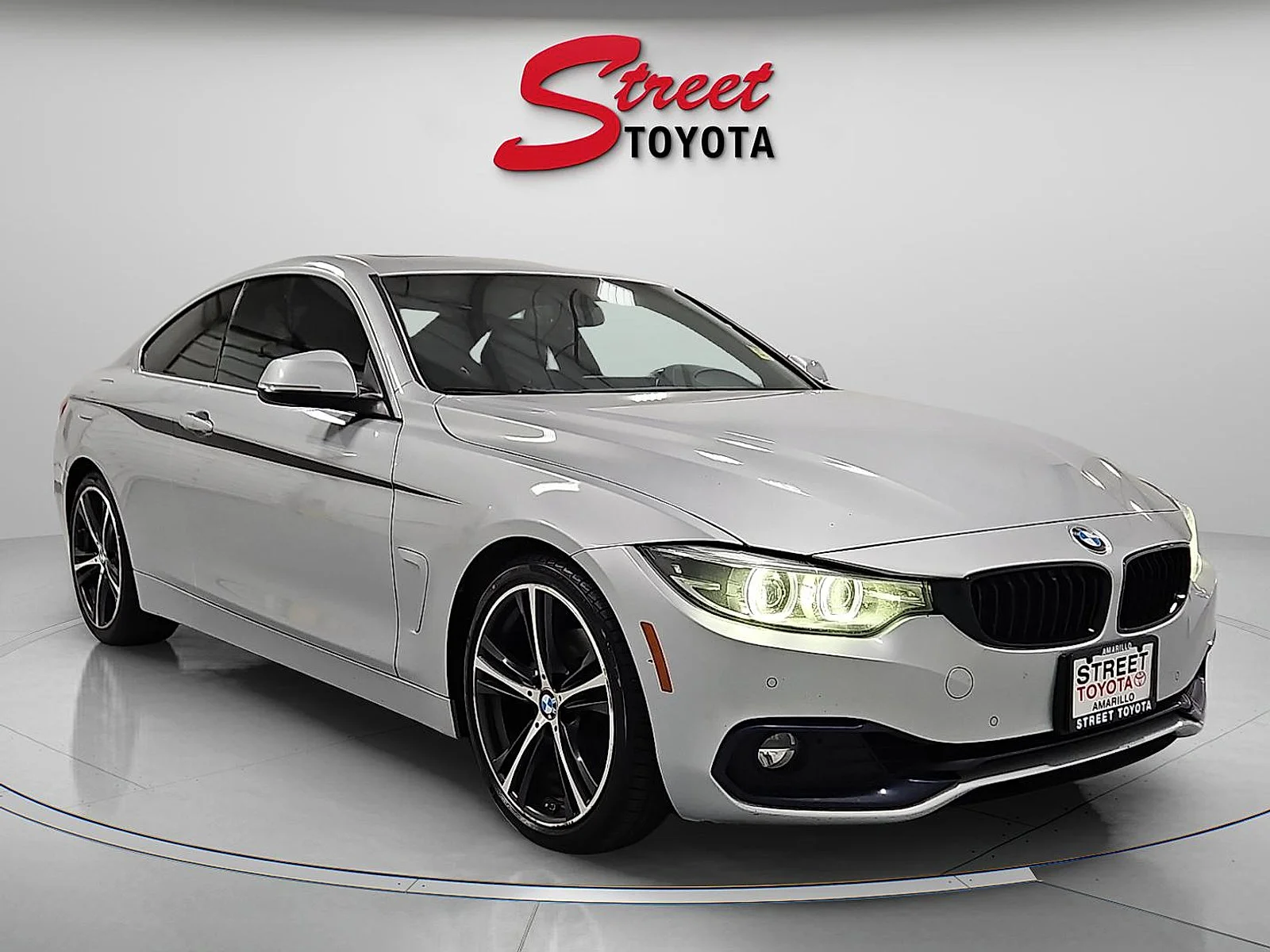 Used 2018 Glacier Silver Metallic BMW 430i image 4
