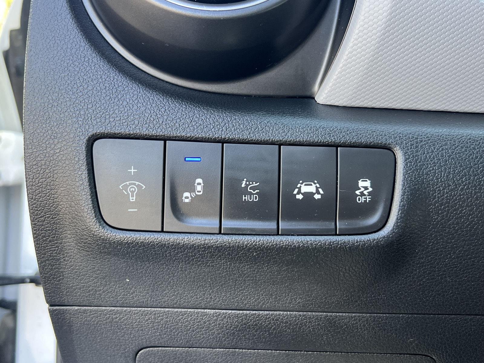 2021 Hyundai Kona Ultimate - Photo 29