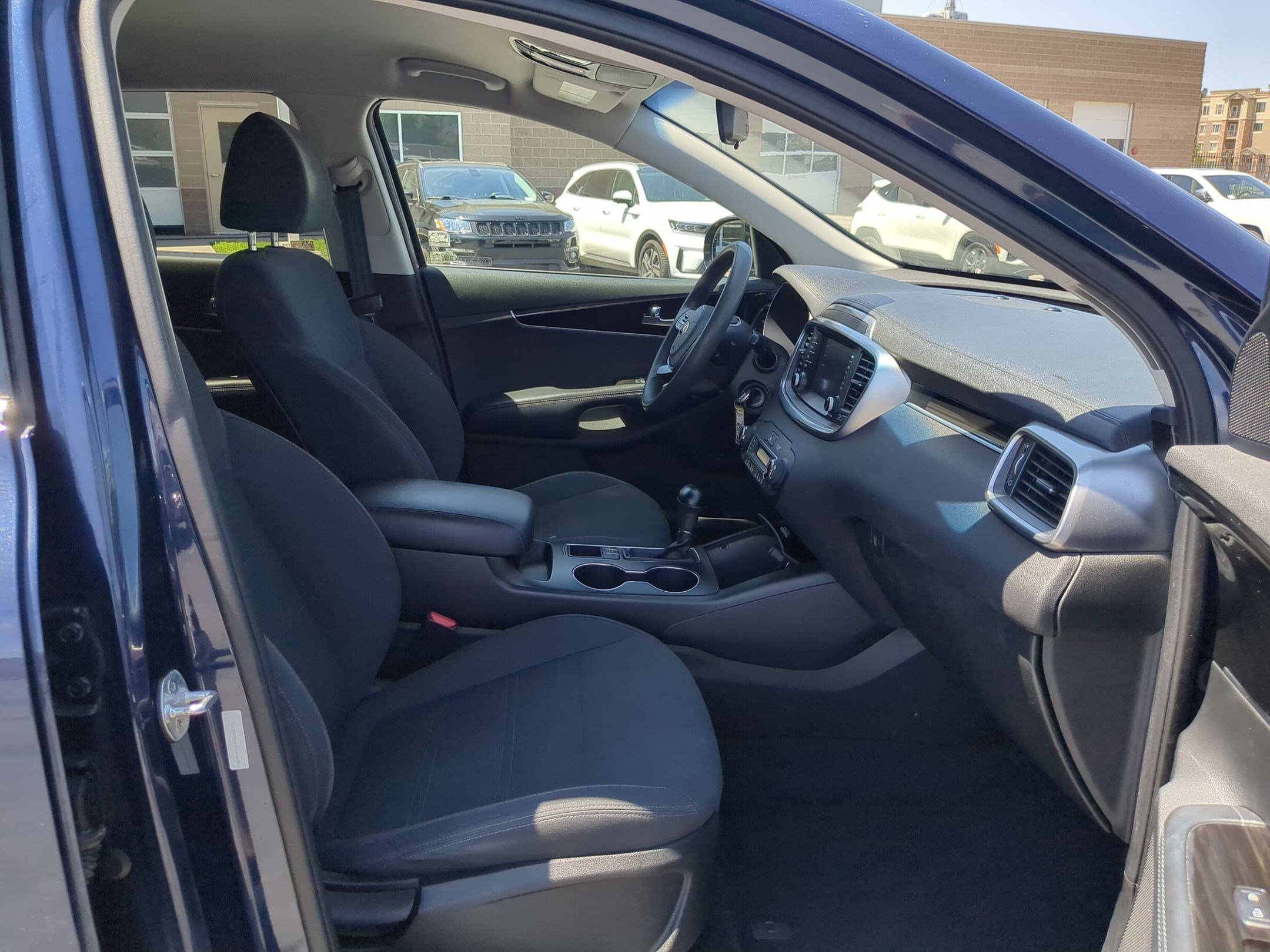 Used 2019 Blaze Blue Kia LX V6 image 27