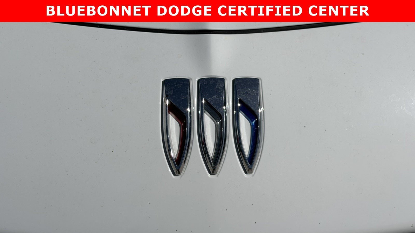 Used 2026 Summit White Buick Preferred image 15