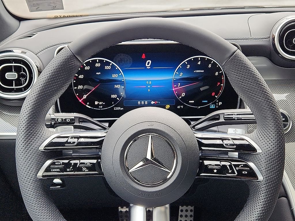 Used 2026 Black Mercedes-Benz GLC 300 image 13
