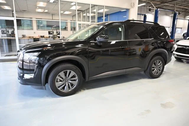 Used 2025 Black Nissan SV image 7