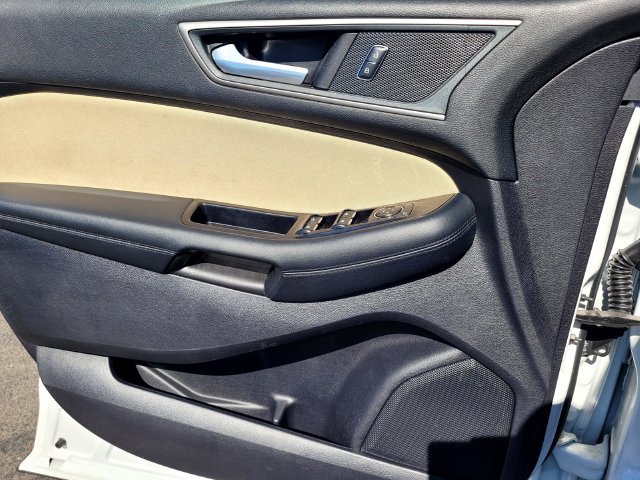 Used 2019 White Ford SEL image 14