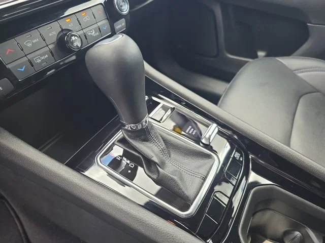 Used 2026 White Jeep Limited Altitude image 23