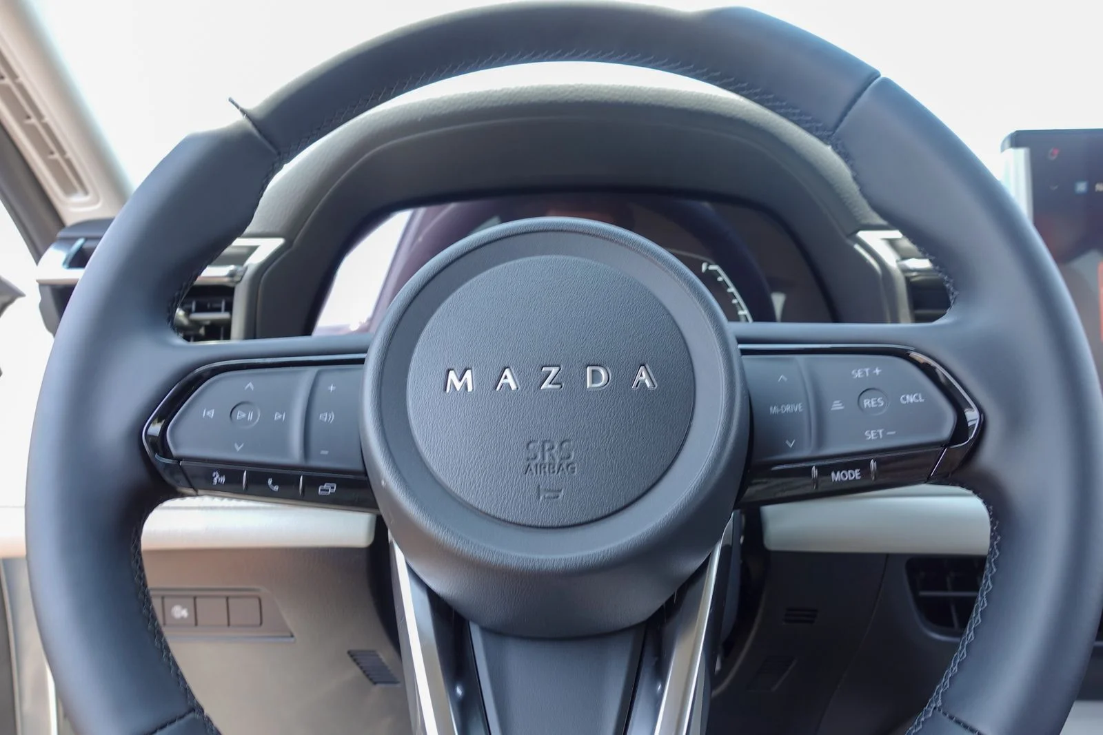 New 2026 Rhodium White Metallic Mazda 2.5 S Select image 17