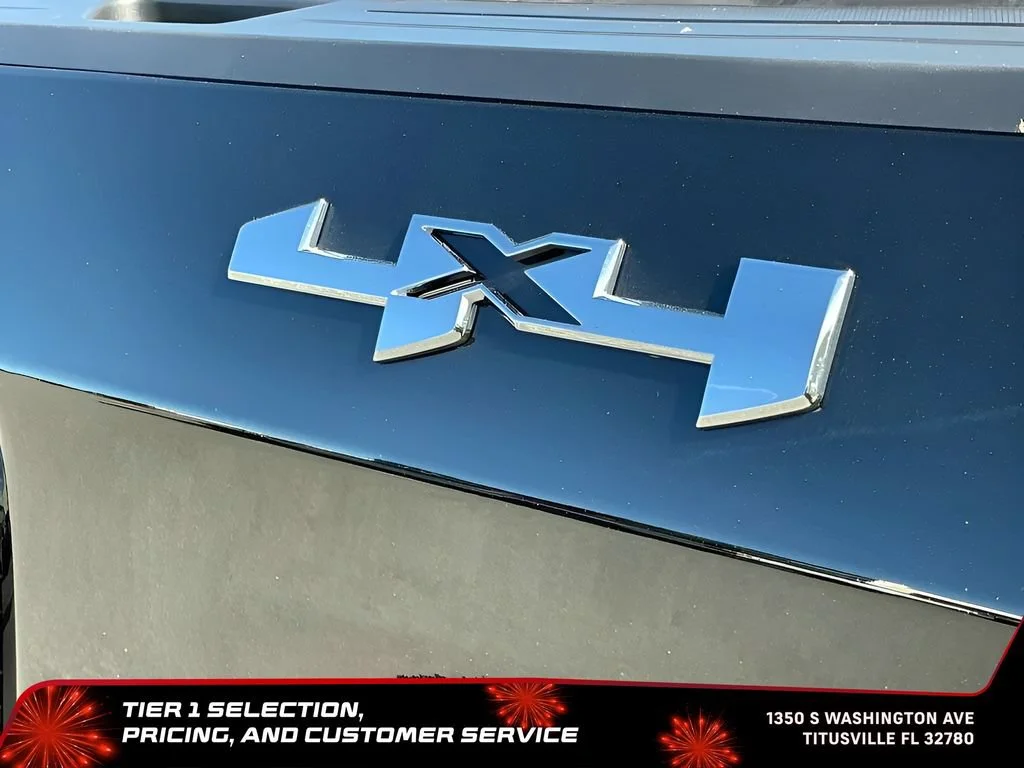 New 2026 Onyx Black GMC Elevation image 19