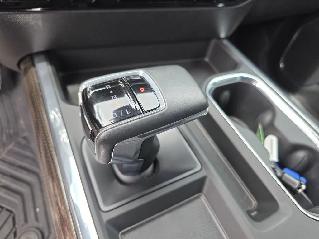 Used 2025 Sterling Gray Metallic Chevrolet LT Trail Boss image 21