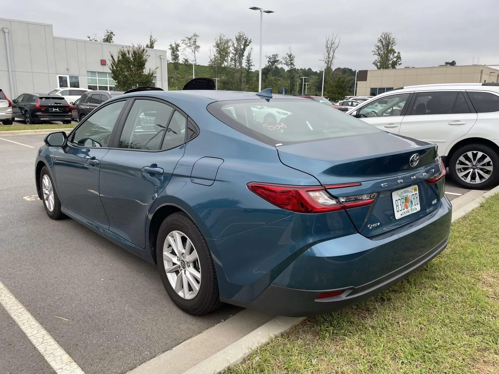 Used 2026 Ocean Gem Toyota LE image 3