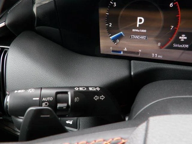 2025 Nissan Armada PRO-4X - Photo 35
