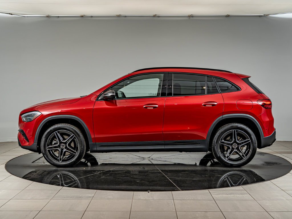 New 2026 MANUFAKTUR Patagonia Red Metallic Mercedes-Benz GLA 250 image 8