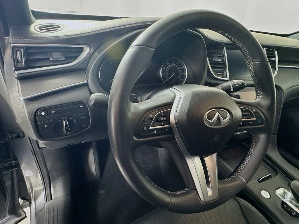 Certified Used 2023 Gray INFINITI LUXE image 13