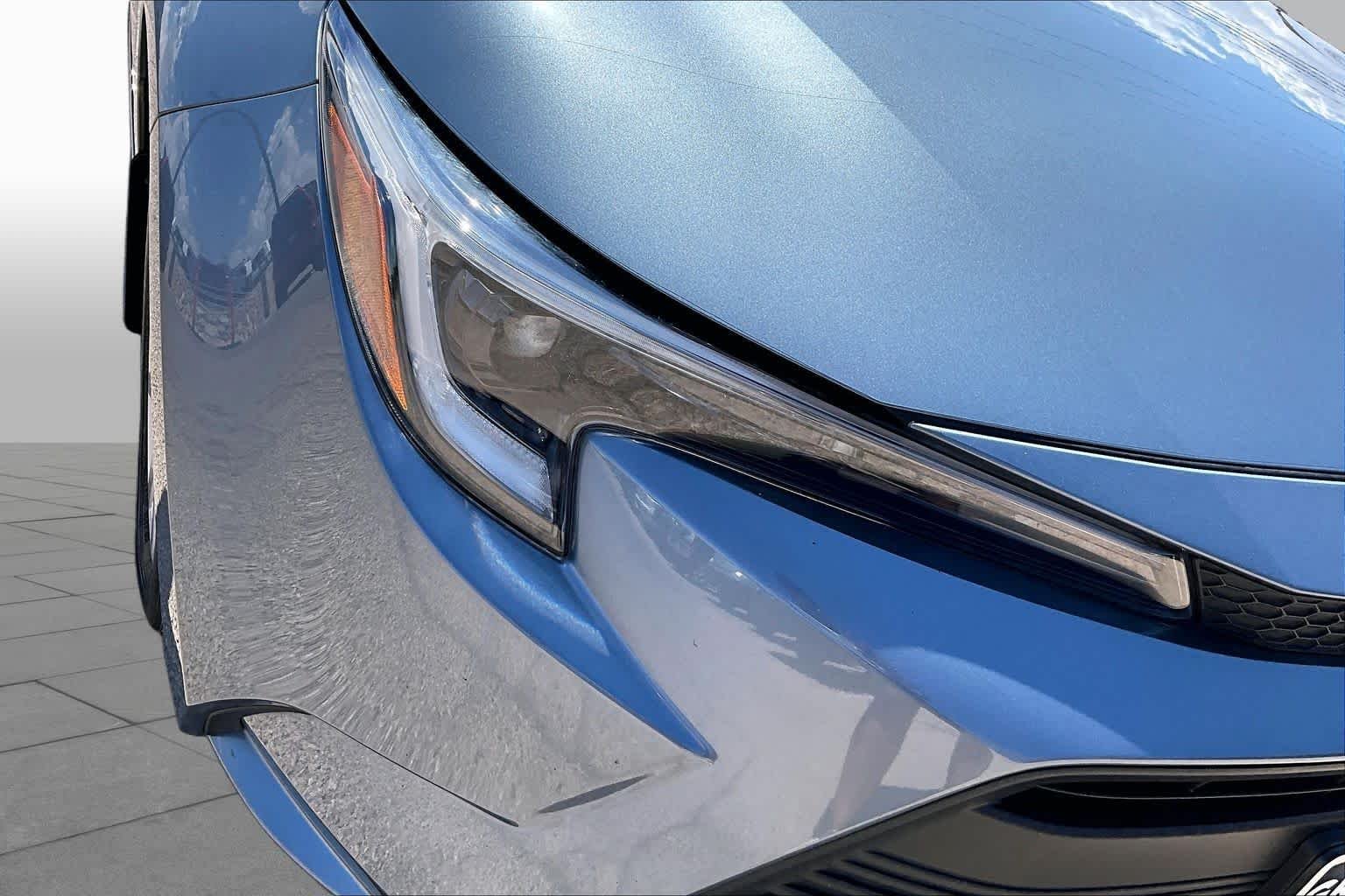 Used 2024 Celestite Toyota Hybrid XLE image 28