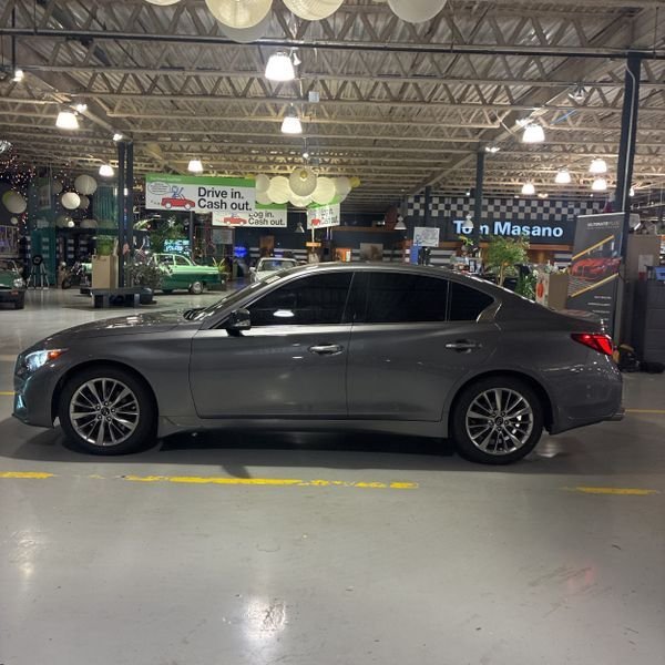 Used 2019 Graphite Shadow INFINITI 3.0t LUXE image 2