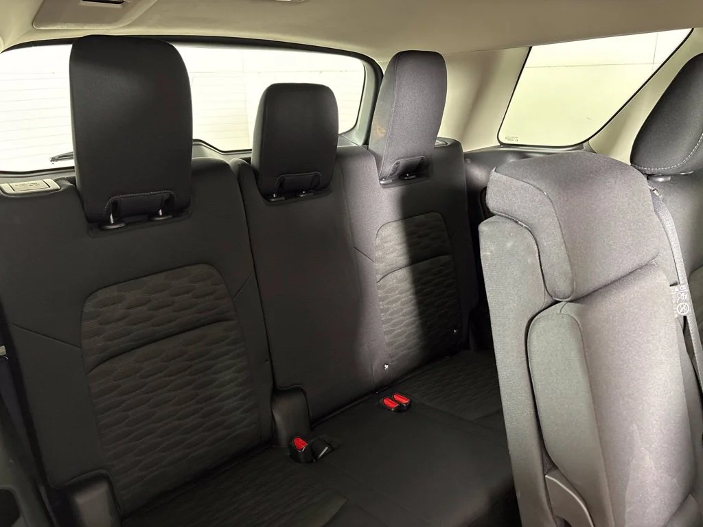 Used 2025 White Nissan SV image 23