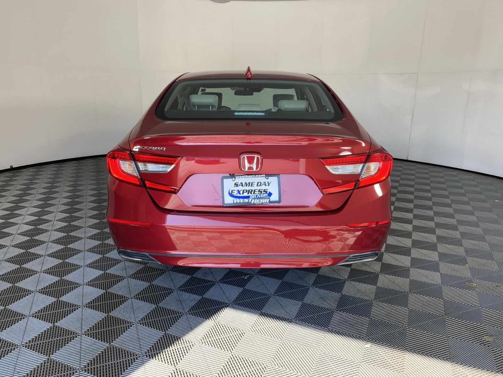 Used 2018 Radiant Red Metallic Honda EX 1.5T image 6