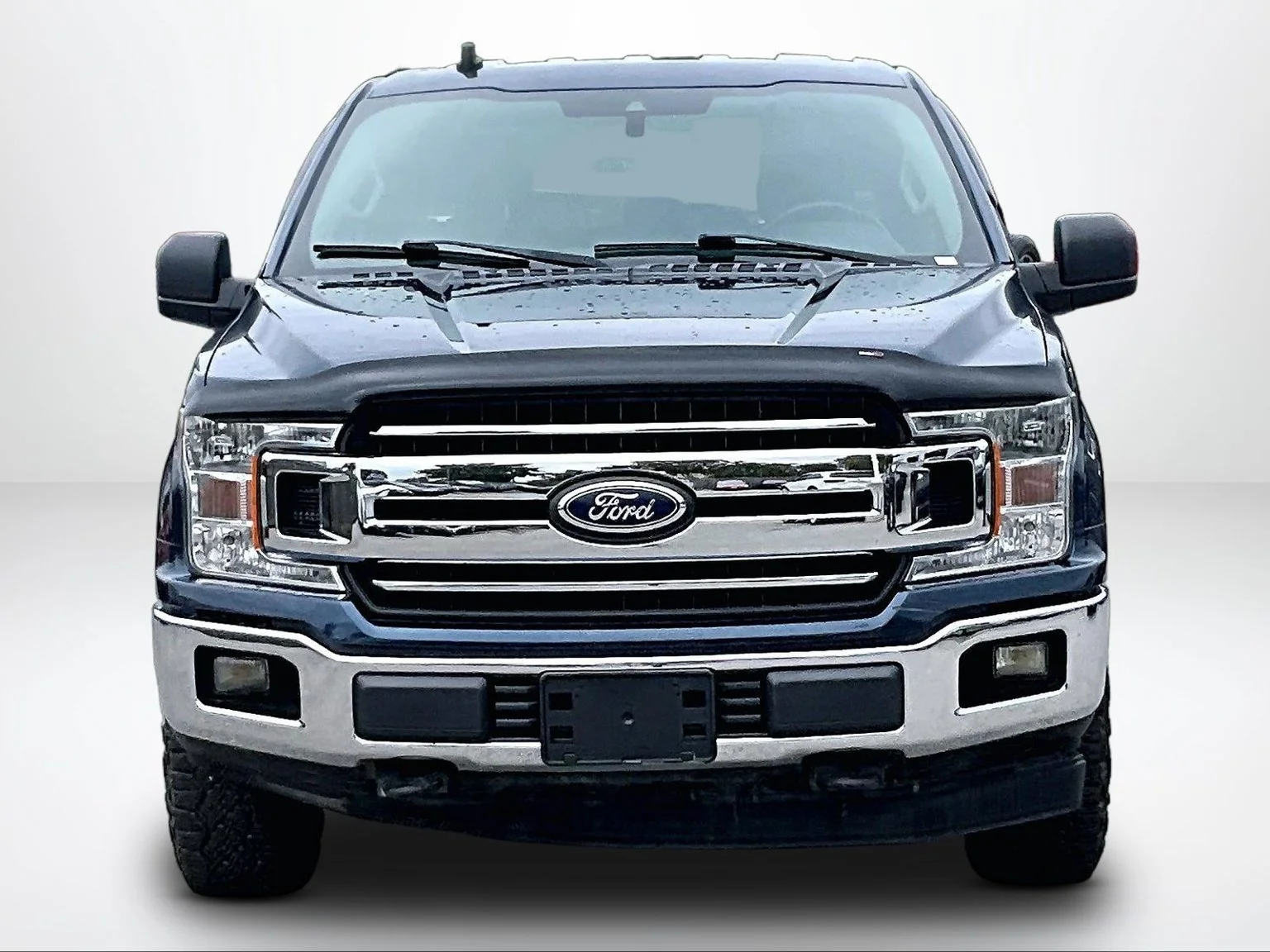 Used 2019 Blue Ford XLT image 4