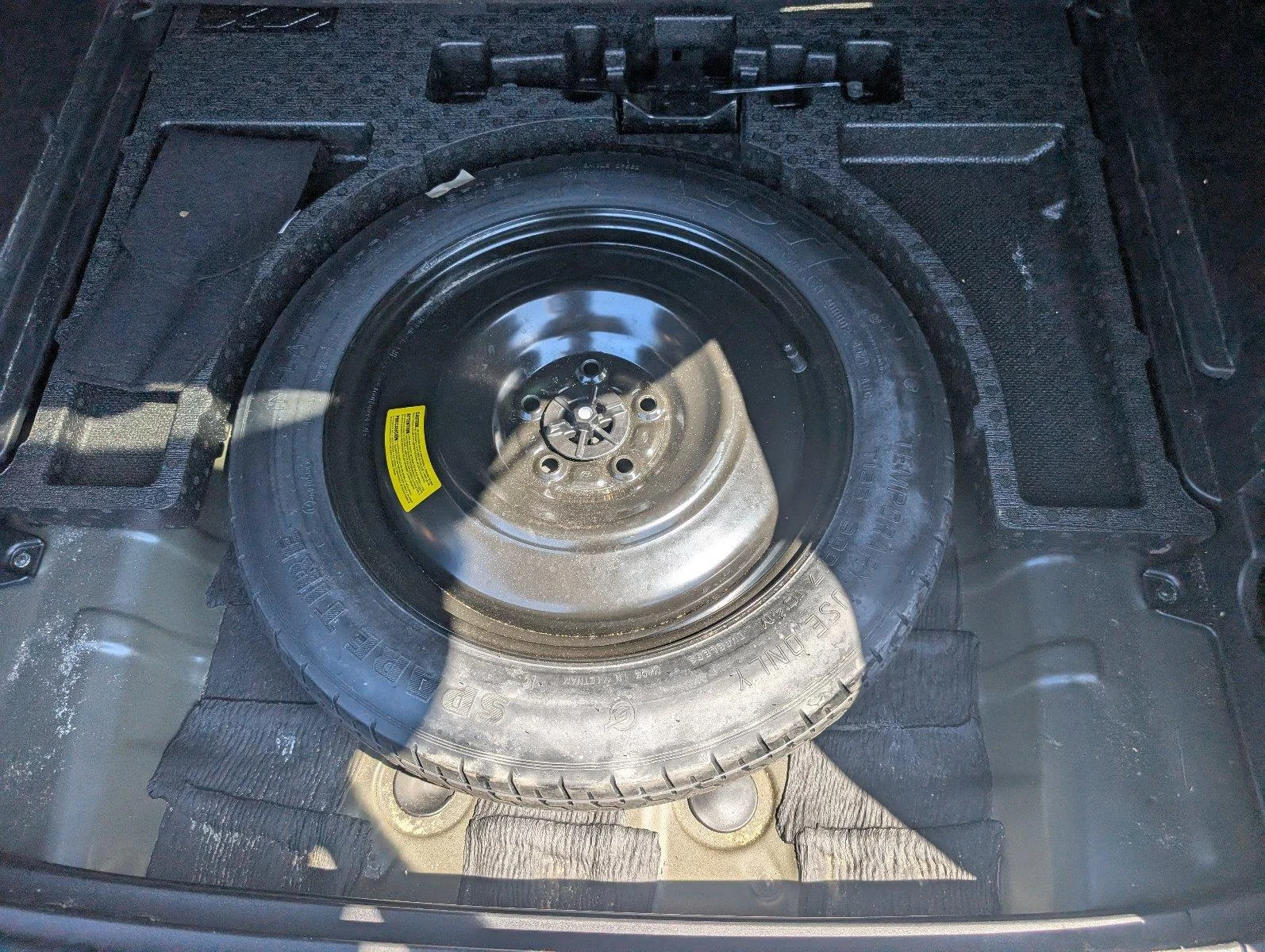 Used 2023 Ebony Black Kia EX image 39