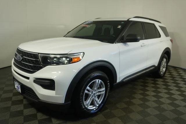 Used 2020 Oxford White Ford XLT image 4
