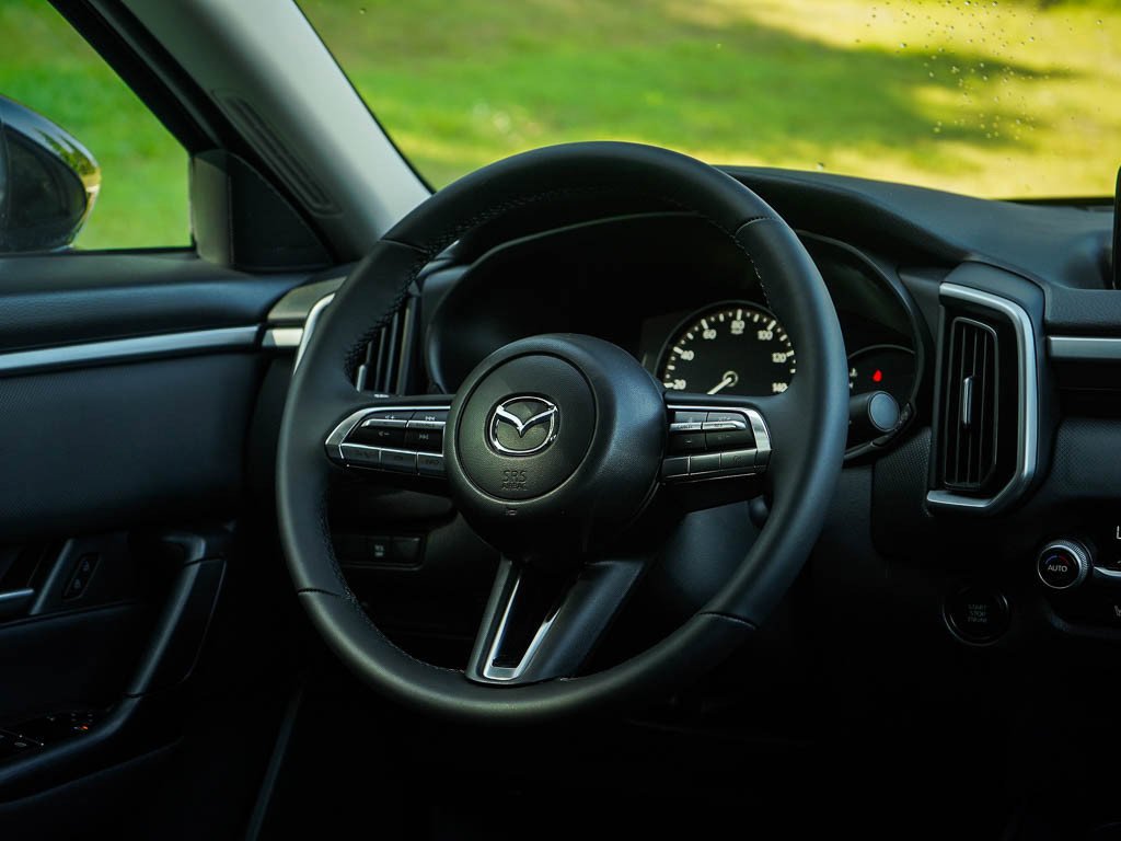 New 2026 Ingot Blue Metallic Mazda 2.5 S Preferred AWD image 16