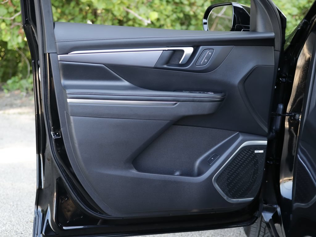 Used 2025 Ebony Twilight Metallic Buick Sport Touring image 26