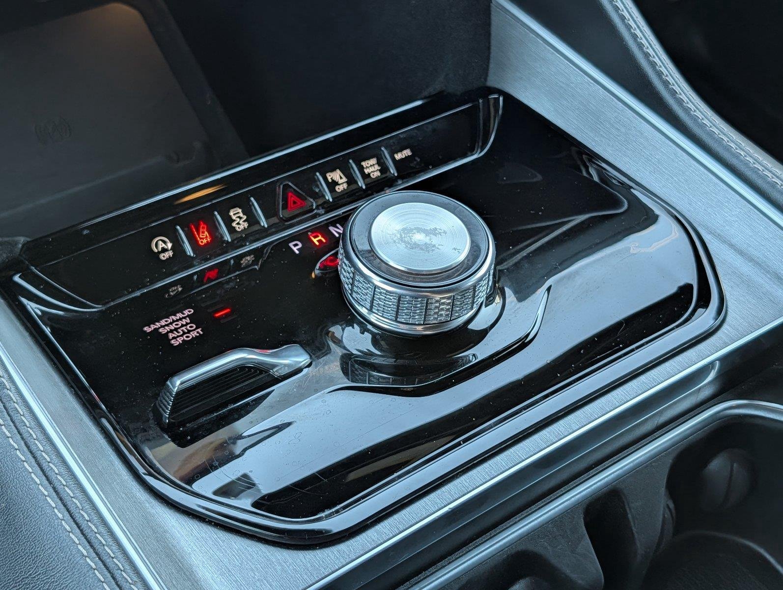 2025 Jeep Wagoneer Series II - Photo 21