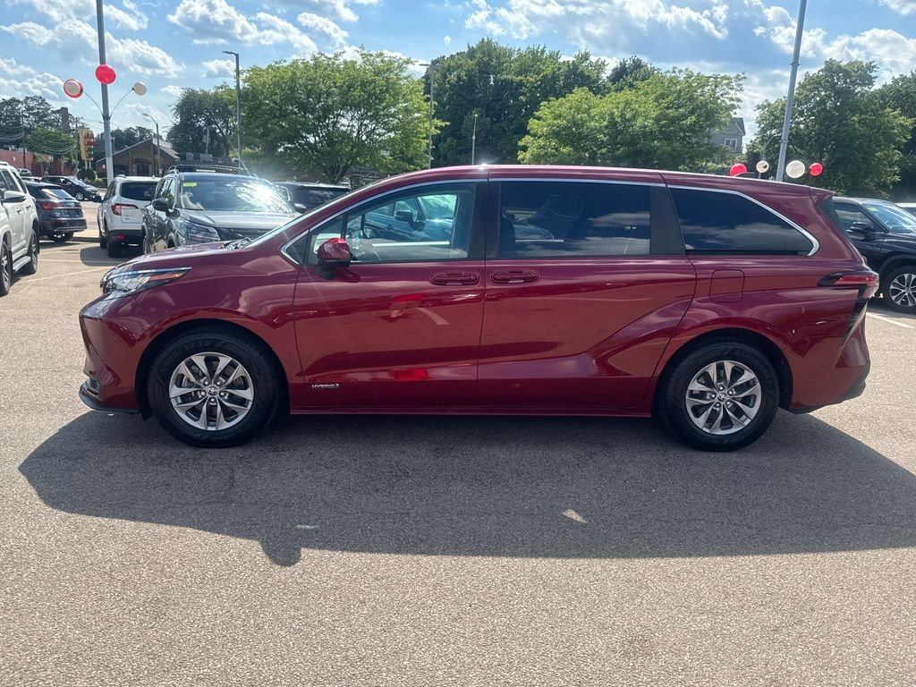Used 2021 Red Toyota LE image 4