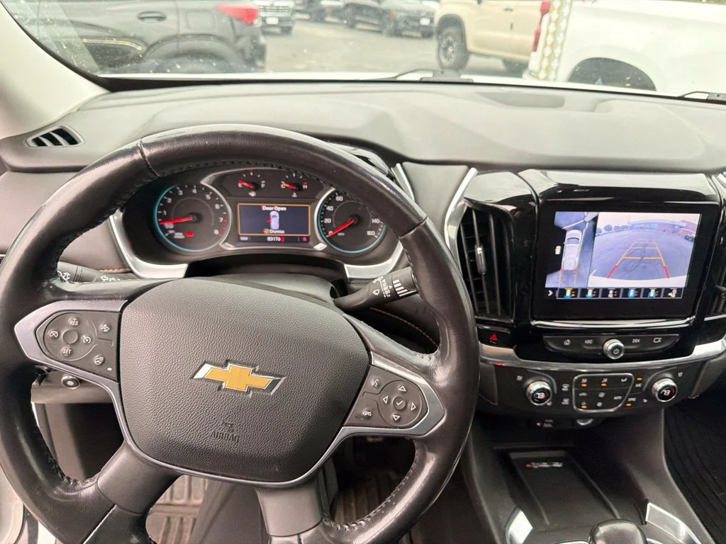 Used 2021 White Chevrolet Premier image 13
