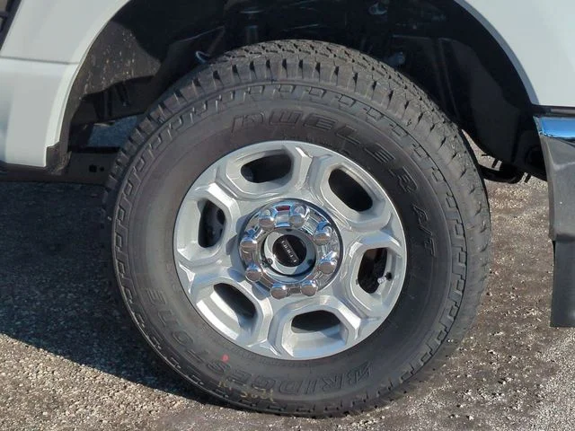 New 2026 Oxford White Ford F-350® XLT image 11