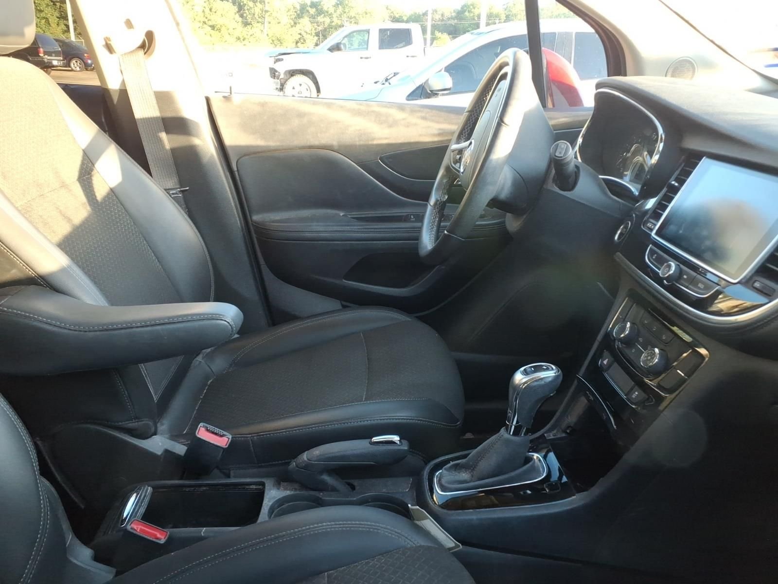 Used 2019 Red Metallic Buick Preferred image 9