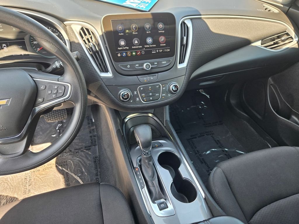 Used 2024 Gray Chevrolet LT image 17