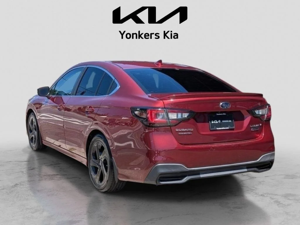 Used 2020 Red Subaru 2.5i Sport image 9