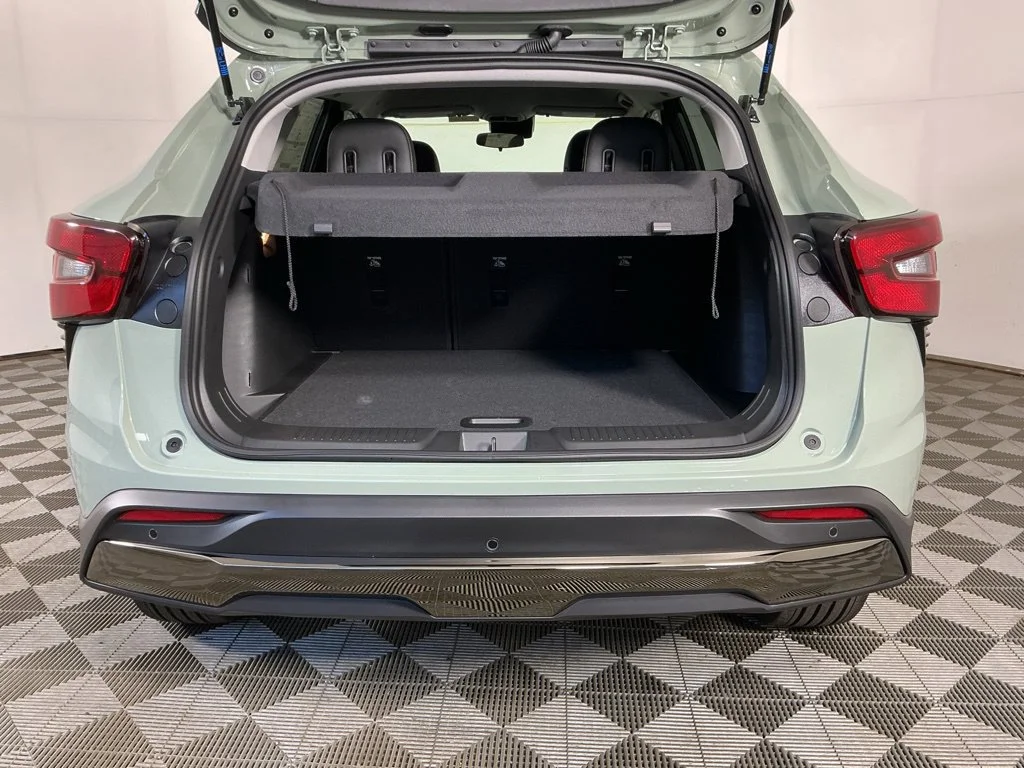 New 2026 Cacti Green Chevrolet ACTIV image 9