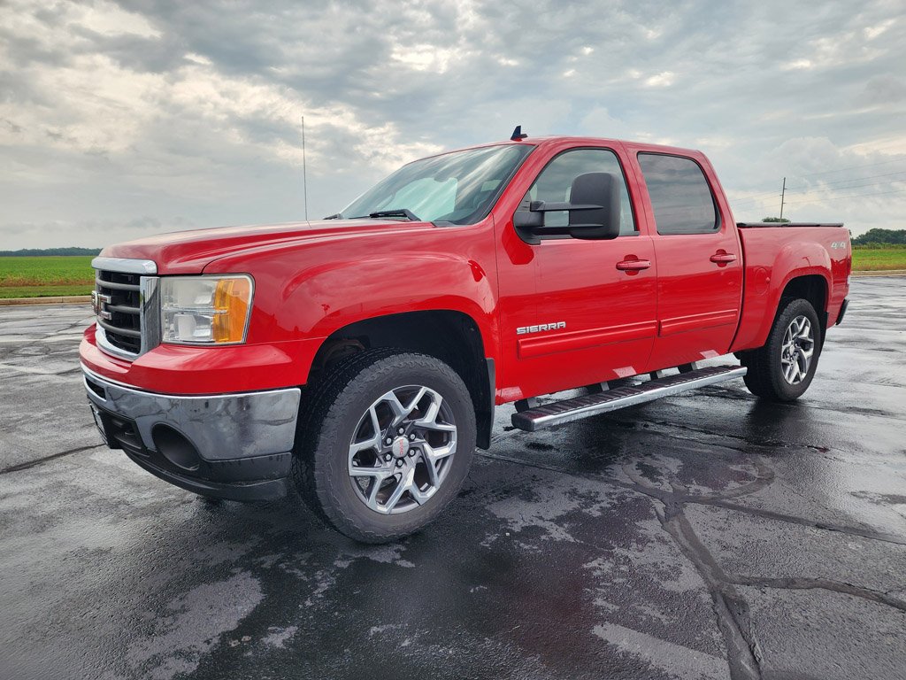 Used 2011 Fire Red GMC SLT image 1