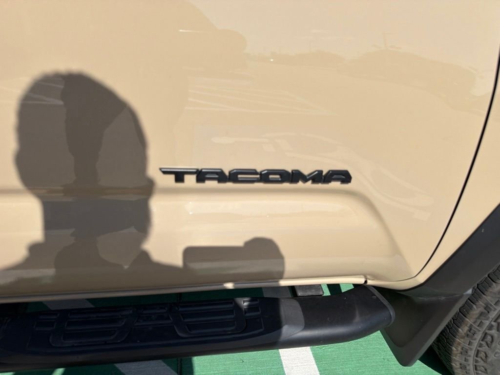 Used 2020  Toyota TRD Off-Road image 16