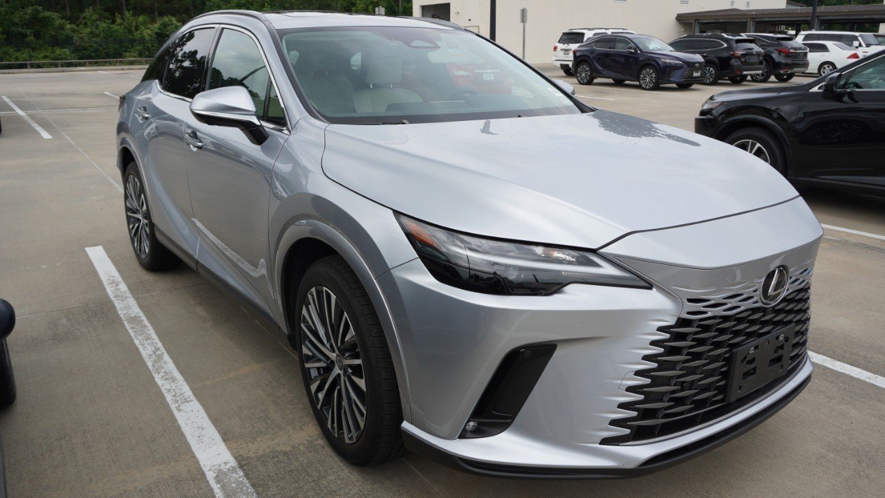 Used 2026 Silver Lexus RX 350 Premium image 3